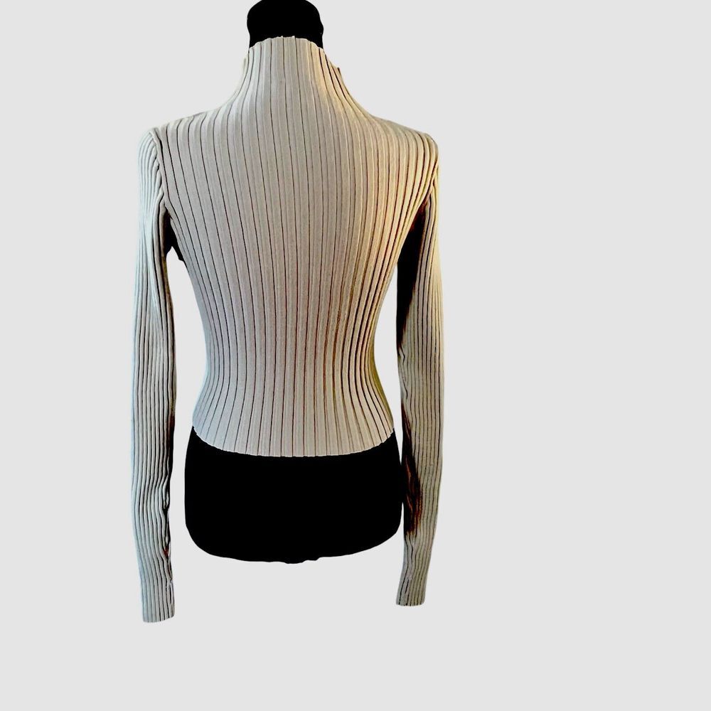 Le Lis Women Size Small Pale Green Turtleneck Cropped Cutout Ribbed Knit Sweater - Picture 2 of 9